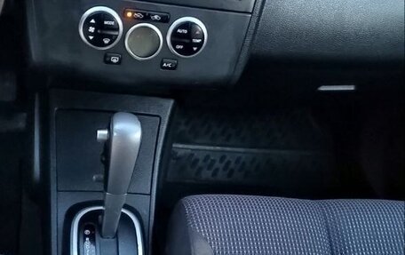 Nissan Tiida, 2011 год, 890 000 рублей, 15 фотография