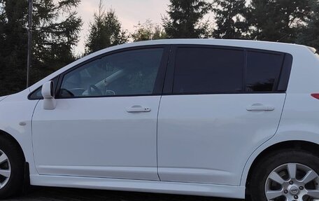 Nissan Tiida, 2011 год, 890 000 рублей, 25 фотография