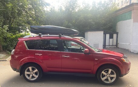 Mitsubishi Outlander III рестайлинг 3, 2008 год, 850 000 рублей, 3 фотография