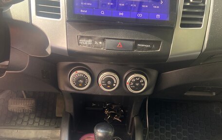 Mitsubishi Outlander III рестайлинг 3, 2008 год, 850 000 рублей, 12 фотография