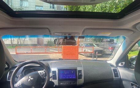 Mitsubishi Outlander III рестайлинг 3, 2008 год, 850 000 рублей, 13 фотография