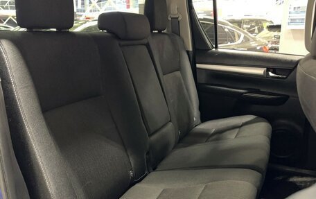 Toyota Hilux VIII, 2017 год, 3 497 000 рублей, 14 фотография