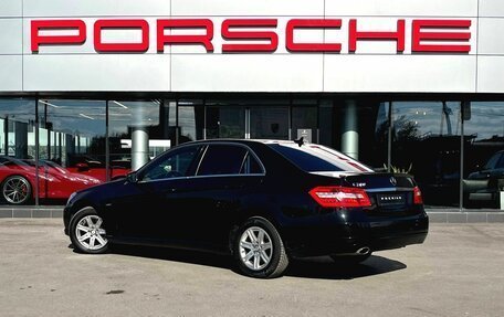 Mercedes-Benz E-Класс, 2012 год, 1 500 000 рублей, 3 фотография
