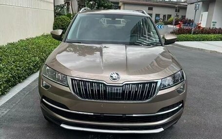 Skoda Karoq I, 2021 год, 1 800 000 рублей, 2 фотография