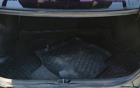 Mazda 323, 2002 год, 240 000 рублей, 14 фотография
