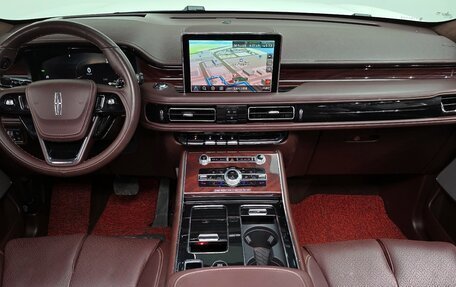 Lincoln Aviator II, 2022 год, 5 800 010 рублей, 9 фотография