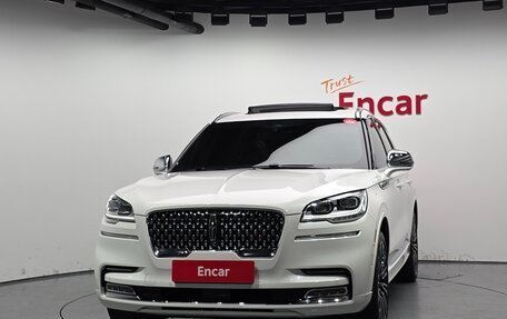 Lincoln Aviator II, 2022 год, 5 800 010 рублей, 2 фотография