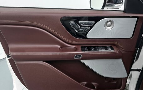 Lincoln Aviator II, 2022 год, 5 800 010 рублей, 16 фотография