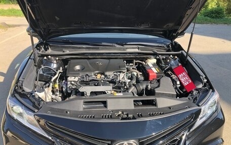 Toyota Camry, 2017 год, 2 700 000 рублей, 8 фотография