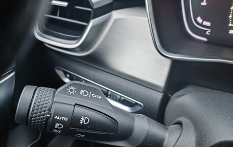 Geely Coolray I, 2022 год, 2 270 000 рублей, 10 фотография