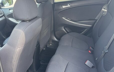 Hyundai Solaris II рестайлинг, 2015 год, 870 000 рублей, 10 фотография