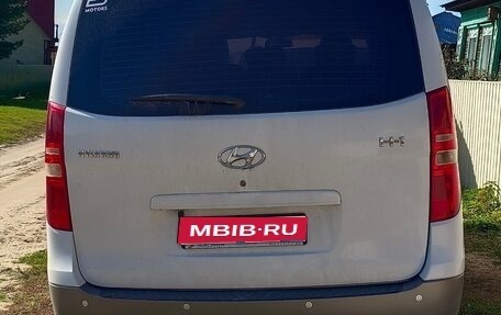 Hyundai H-1 II рестайлинг, 2013 год, 1 580 000 рублей, 1 фотография