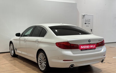 BMW 5 серия, 2017 год, 2 950 000 рублей, 7 фотография