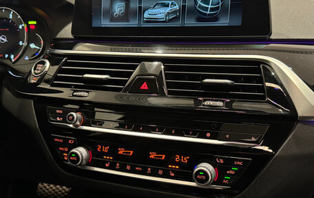 BMW 5 серия, 2017 год, 2 950 000 рублей, 26 фотография