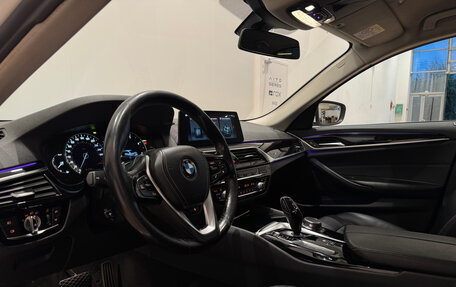 BMW 5 серия, 2017 год, 2 950 000 рублей, 32 фотография