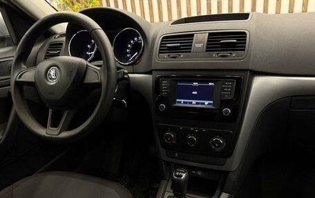 Skoda Yeti I рестайлинг, 2017 год, 1 185 000 рублей, 8 фотография