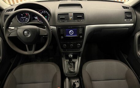 Skoda Yeti I рестайлинг, 2017 год, 1 185 000 рублей, 13 фотография