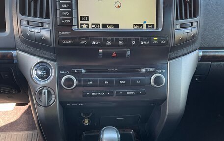 Toyota Land Cruiser 200, 2007 год, 2 435 000 рублей, 14 фотография