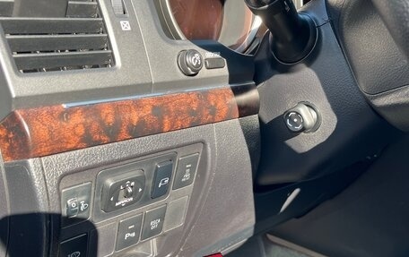 Toyota Land Cruiser 200, 2007 год, 2 435 000 рублей, 16 фотография