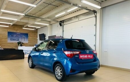Toyota Vitz, 2017 год, 1 149 999 рублей, 4 фотография