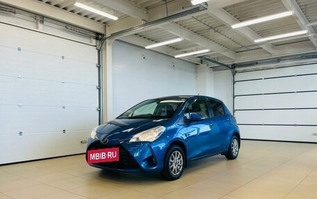 Toyota Vitz, 2017 год, 1 149 999 рублей, 2 фотография