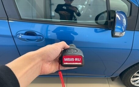 Toyota Vitz, 2017 год, 1 149 999 рублей, 27 фотография