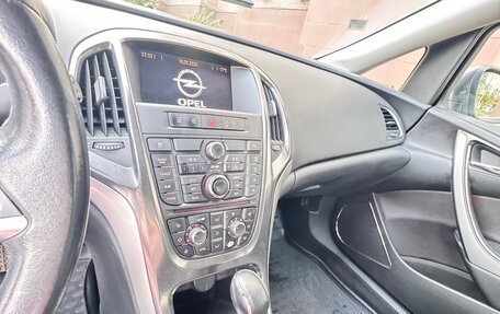 Opel Astra J, 2010 год, 730 000 рублей, 9 фотография