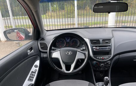 Hyundai Solaris II рестайлинг, 2011 год, 629 000 рублей, 11 фотография