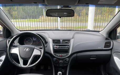 Hyundai Solaris II рестайлинг, 2011 год, 629 000 рублей, 10 фотография