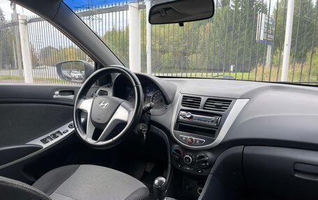 Hyundai Solaris II рестайлинг, 2011 год, 629 000 рублей, 9 фотография