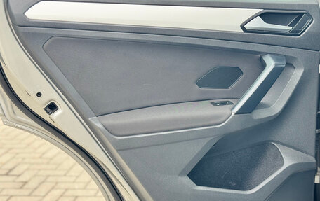 Volkswagen Tiguan II, 2020 год, 1 900 000 рублей, 13 фотография