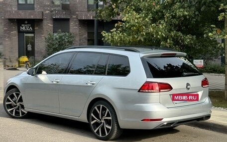 Volkswagen Golf VII, 2019 год, 1 930 000 рублей, 4 фотография