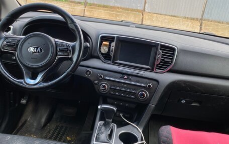 KIA Sportage IV рестайлинг, 2017 год, 1 700 000 рублей, 12 фотография