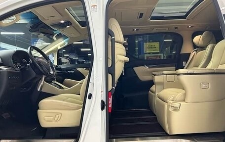 Toyota Vellfire II, 2021 год, 8 474 000 рублей, 11 фотография