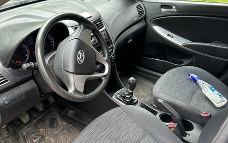 Hyundai Solaris II рестайлинг, 2014 год, 445 000 рублей, 14 фотография