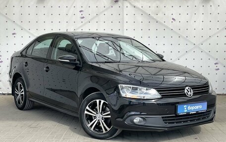 Volkswagen Jetta VI, 2012 год, 1 085 000 рублей, 2 фотография
