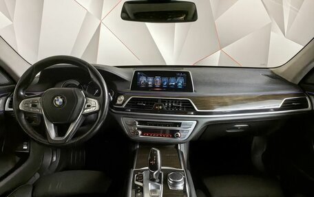 BMW 7 серия, 2016 год, 3 499 000 рублей, 8 фотография