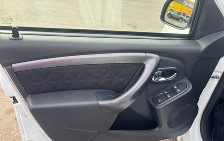 Renault Duster I рестайлинг, 2017 год, 1 370 000 рублей, 8 фотография