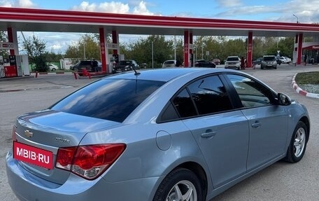 Chevrolet Cruze II, 2011 год, 670 000 рублей, 4 фотография