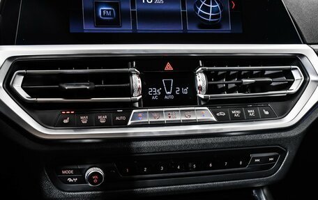 BMW 3 серия, 2019 год, 3 049 000 рублей, 15 фотография