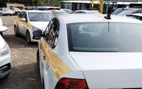 Volkswagen Polo VI (EU Market), 2019 год, 615 000 рублей, 3 фотография