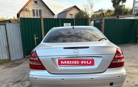 Mercedes-Benz E-Класс, 2002 год, 650 000 рублей, 3 фотография