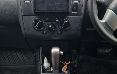 Nissan Tiida, 2005 год, 375 000 рублей, 7 фотография