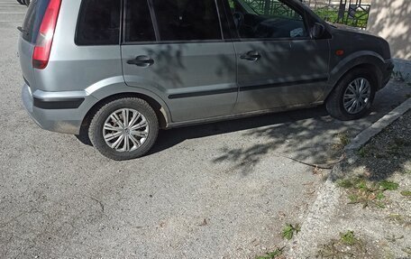 Ford Fusion I, 2005 год, 315 000 рублей, 1 фотография