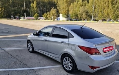 Hyundai Solaris II рестайлинг, 2015 год, 750 000 рублей, 1 фотография
