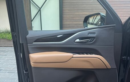 Cadillac Escalade V, 2021 год, 10 950 000 рублей, 8 фотография