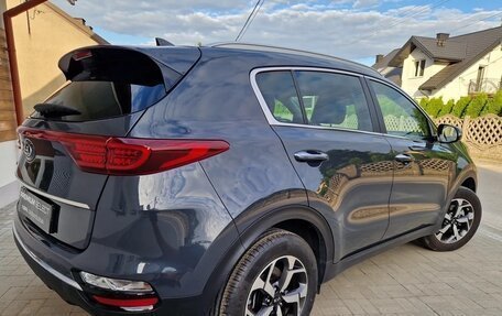 KIA Sportage IV рестайлинг, 2020 год, 1 400 000 рублей, 9 фотография