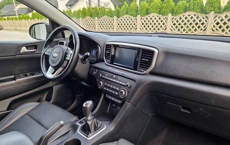 KIA Sportage IV рестайлинг, 2020 год, 1 400 000 рублей, 14 фотография