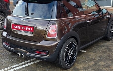 MINI Hatch, 2012 год, 1 200 000 рублей, 13 фотография