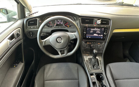 Volkswagen Golf VII, 2018 год, 1 299 000 рублей, 14 фотография